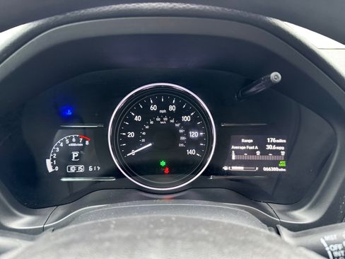 Used 2021 Honda HR-V EX image 11