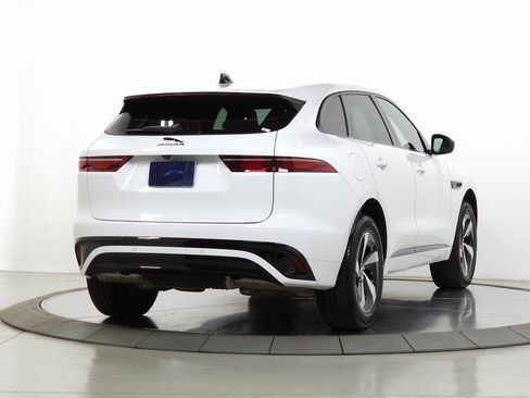 Certified 2025 Jaguar F-PACE R-Dynamic S image 6