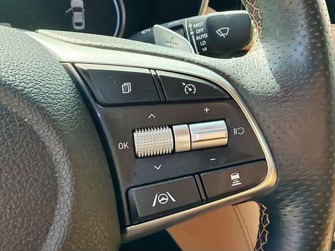 Used 2022 Genesis G70 3.3T image 38