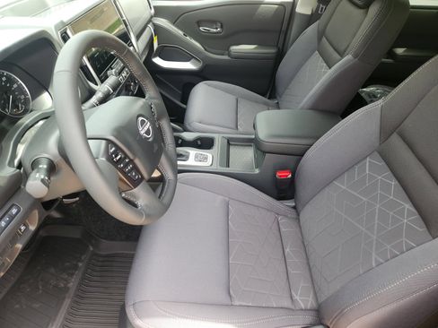New 2026 Nissan Frontier SV w/ SV Convenience Package AWD/4WD image 12