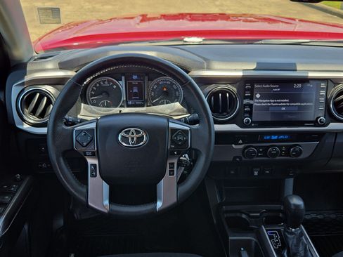 Used 2021 Toyota Tacoma SR5 RWD image 26