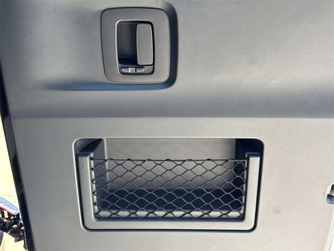 New 2025 Mercedes-Benz Sprinter 2500 image 9