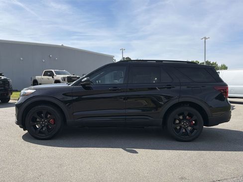 Used 2023 Ford Explorer ST w/ Equipment Group 401A AWD/4WD image 7