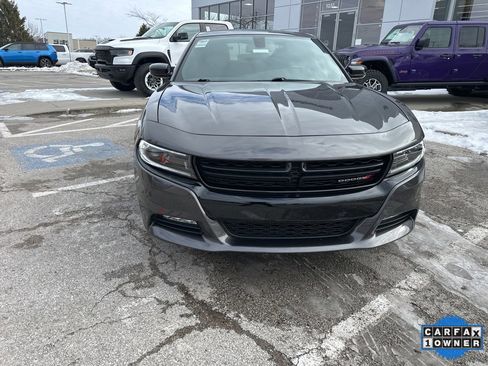 Used 2023 Dodge Charger SXT image 9