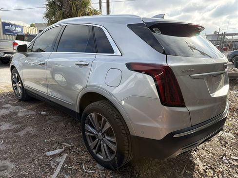 Used 2020 Cadillac XT5 Premium Luxury FWD image 8