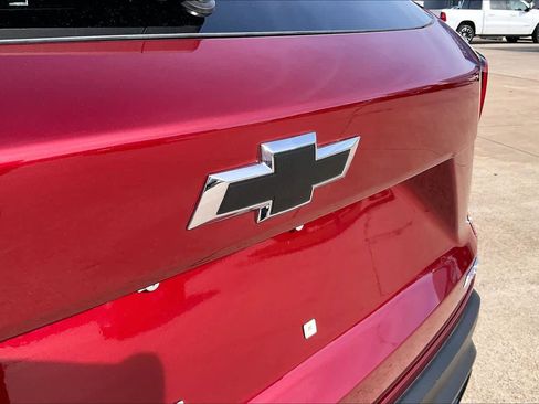 Certified 2025 Chevrolet Trax RS w/ Driver Confidence Package image 29