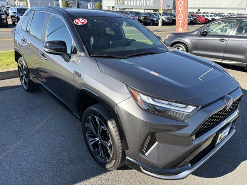 Used 2024 Toyota RAV4 XSE w/ Weather Package image 2
