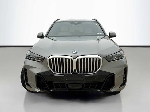 Used 2026 BMW X5 xDrive40i w/ M Sport Package AWD/4WD image 2
