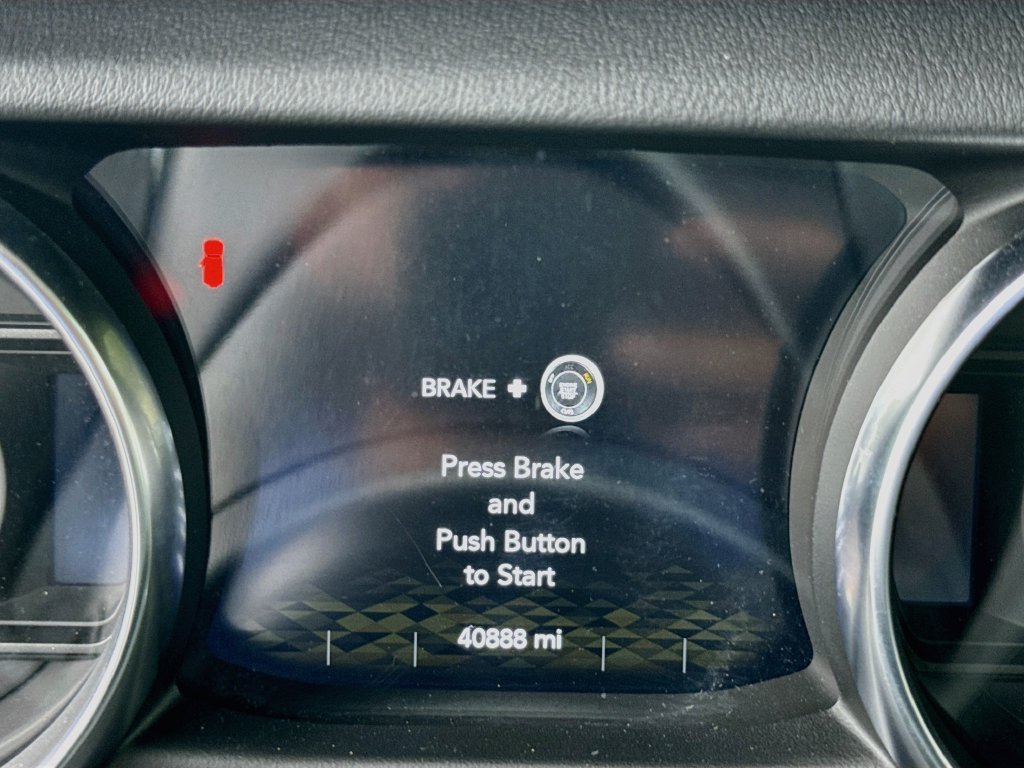 Certified 2022 Jeep Wrangler Unlimited Sahara w/ Cold Weather Group AWD/4WD image 13