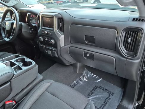 Used 2023 Chevrolet Silverado 1500 Custom Trail Boss AWD/4WD image 28
