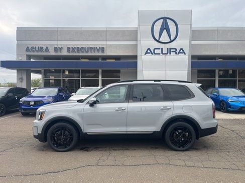 Used 2023 Kia Telluride EX X-Line AWD/4WD image 2