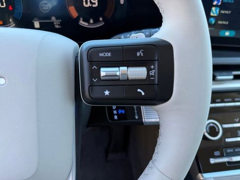 New 2026 Hyundai Santa Fe SE image 19