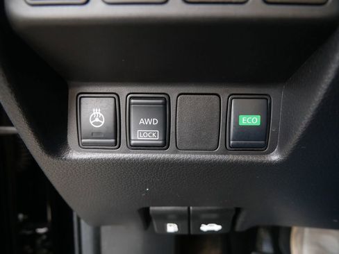 Used 2019 Nissan Rogue Sport SV w/ All-Weather Package image 27