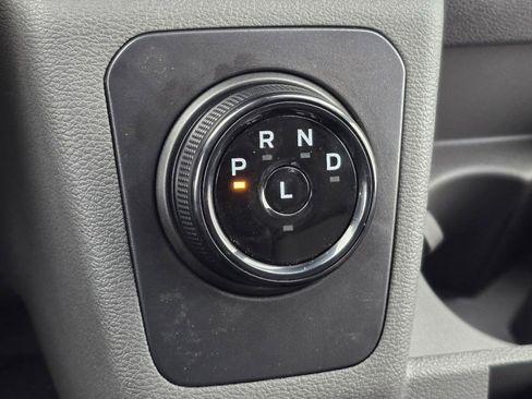 Used 2024 Ford E-Transit 148 High Roof RWD image 8