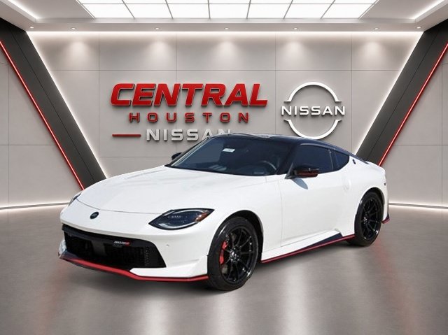 New 2027 Nissan Z Performance RWD image 2