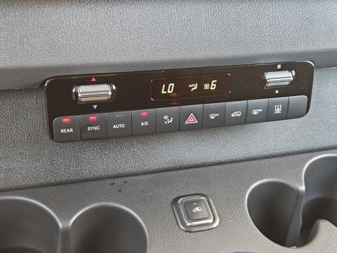 Used 2026 Mercedes-Benz Sprinter 2500 image 15