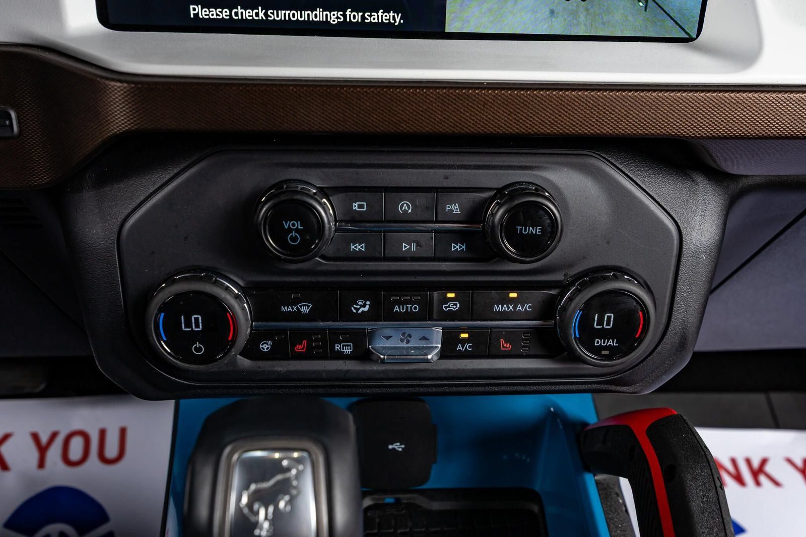 Used 2024 Ford Bronco Heritage Edition AWD/4WD image 27