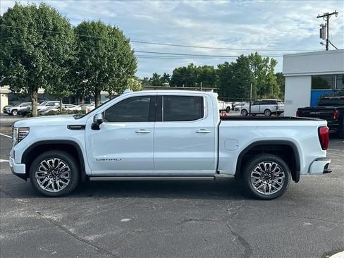 New 2026 GMC Sierra 1500 Denali Ultimate AWD/4WD image 7