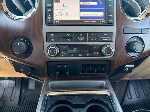 Used 2011 Ford F350 Lariat w/ Lariat Interior Pkg AWD/4WD image 17