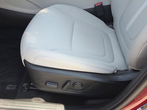 Used 2025 Hyundai Tucson SEL FWD image 13