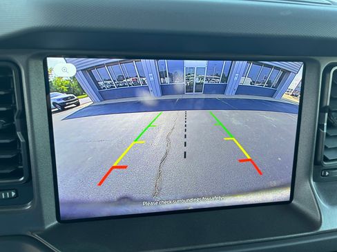 New 2025 Ford Bronco Base image 20