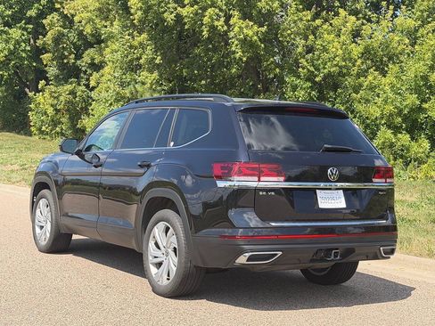 Used 2023 Volkswagen Atlas SE AWD/4WD image 5