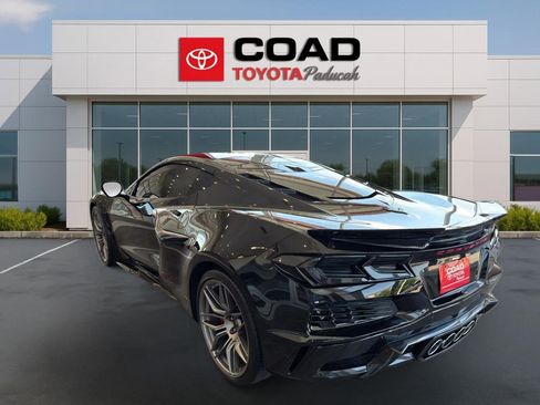 Used 2024 Chevrolet Corvette Z06 RWD image 3