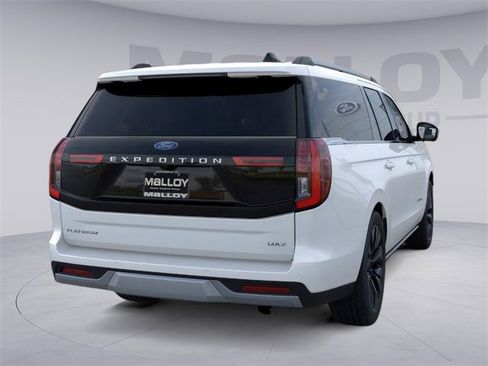 New 2025 Ford Expedition Max Platinum w/ Driver's Package image 8