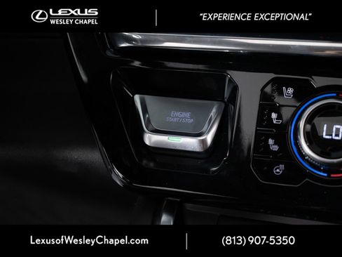 Used 2024 GMC Sierra 1500 Denali AWD/4WD image 30