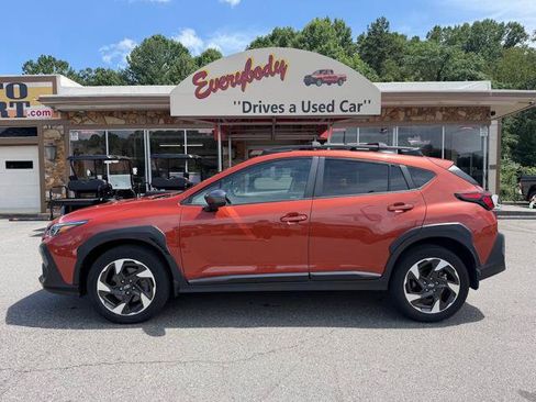 Used 2024 Subaru Crosstrek 2.5i Limited w/ Popular Package #4A AWD/4WD image 2
