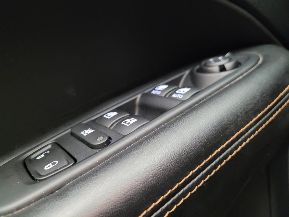 Used 2018 Jeep Compass Limited AWD/4WD image 27
