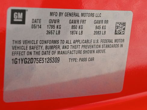 Used 2014 Chevrolet Corvette Stingray Coupe w/ Battery Protection Package image 17