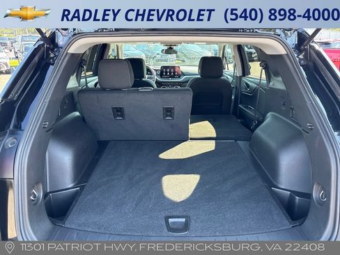 Used 2025 Chevrolet Blazer LT FWD image 14
