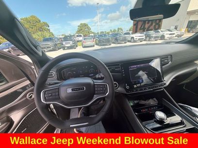 Used 2023 Jeep Wagoneer L Series III w/ Premium Group I