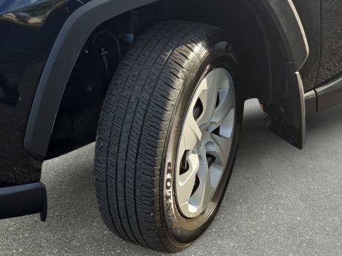 Used 2025 Toyota RAV4 LE image 30