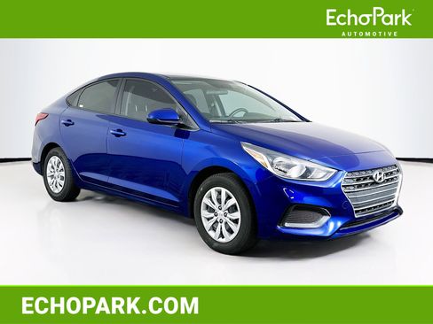 Used 2022 Hyundai Accent SE image 1