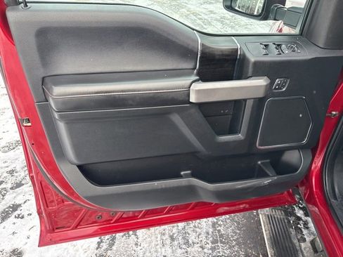 Used 2018 Ford F150 Platinum w/ Equipment Group 701A Luxury image 23