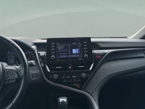 Certified 2023 Toyota Camry SE image 11