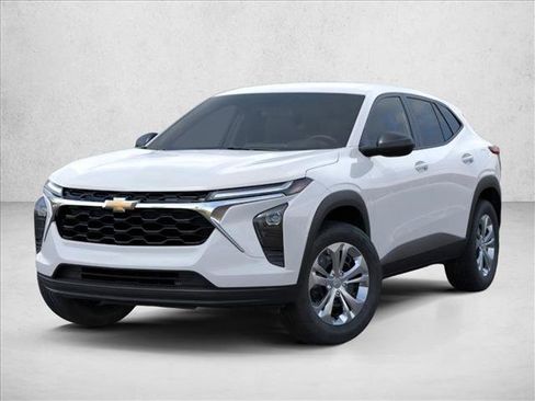 New 2026 Chevrolet Trax LS image 8