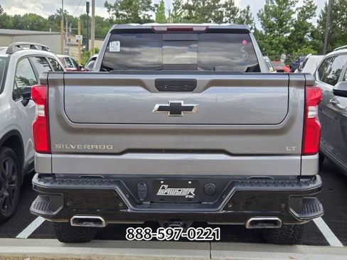 Used 2022 Chevrolet Silverado 1500 LT Trail Boss w/ LT Trail Boss Premium Package AWD/4WD image 7