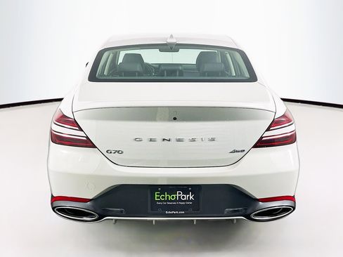 Used 2025 Genesis G70 2.5T image 7