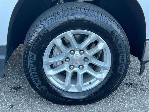 Certified 2025 Chevrolet Silverado 1500 LT image 8