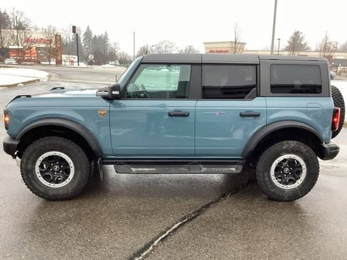 Used 2023 Ford Bronco Badlands w/ Sasquatch Package image 6