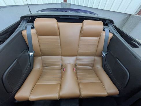 Used 2010 Ford Mustang Premium RWD image 26