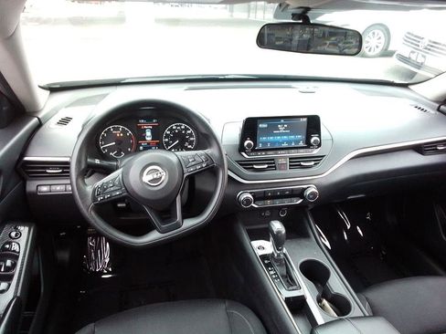 Used 2023 Nissan Altima 2.5 S image 7