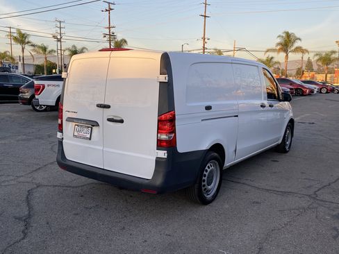 Used 2018 Mercedes-Benz Metris w/ Premium Safety Package image 8
