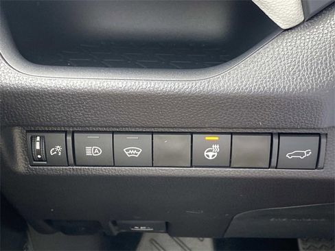 New 2025 Toyota RAV4 XLE image 15