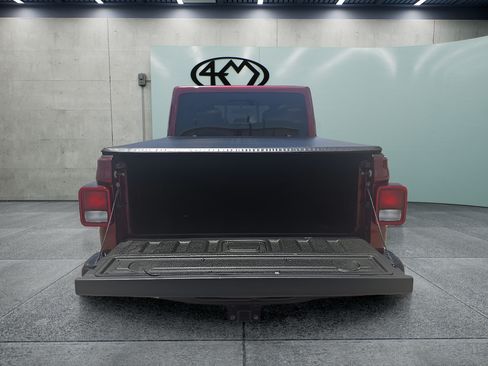 Used 2021 Jeep Gladiator Rubicon AWD/4WD image 5