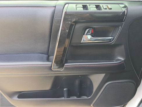 Used 2019 Toyota 4Runner TRD Off-Road Premium image 11