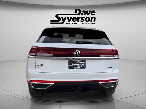 Used 2024 Volkswagen Atlas Cross Sport SEL AWD/4WD image 6